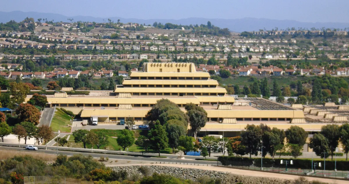 Chet Holifield Federal Building from Hillview Park, Aliso Viejo, California