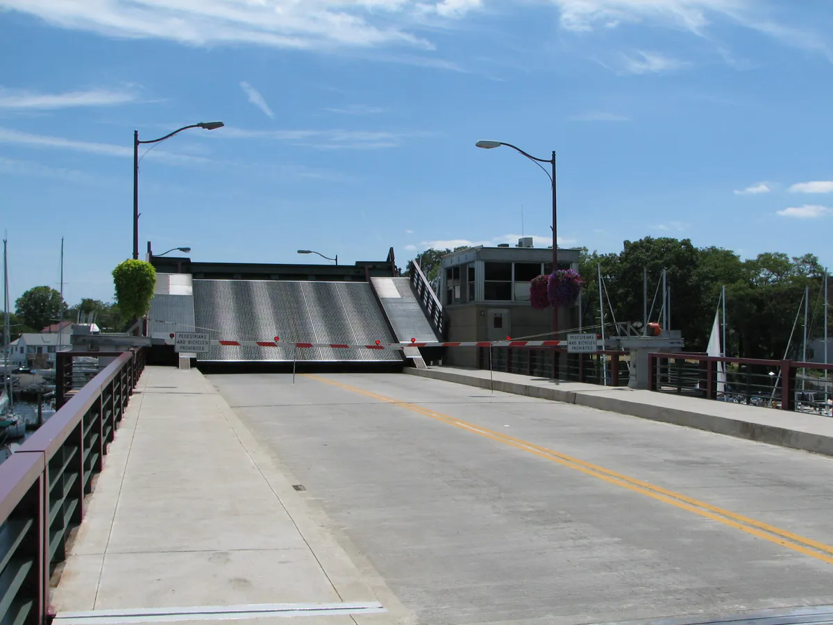 Sidewalk view of Spa Creek Bridge during a bridge lift (2006) in Annapolis, Maryland