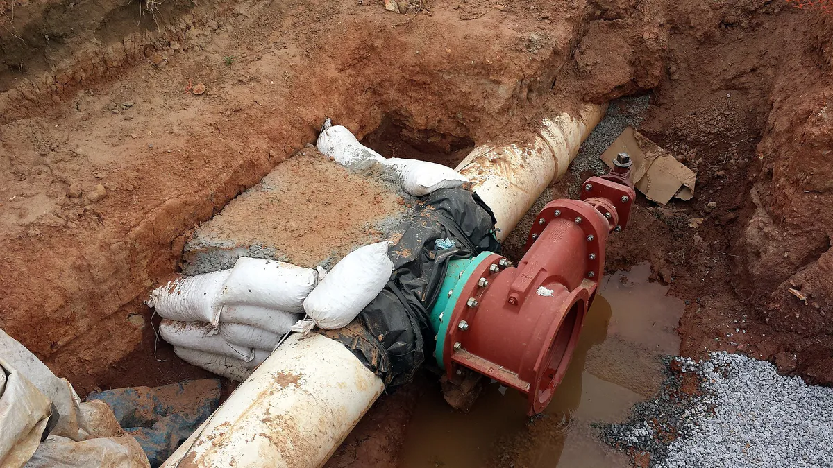 Tapping water line in Bentonville, AR, Arkansas