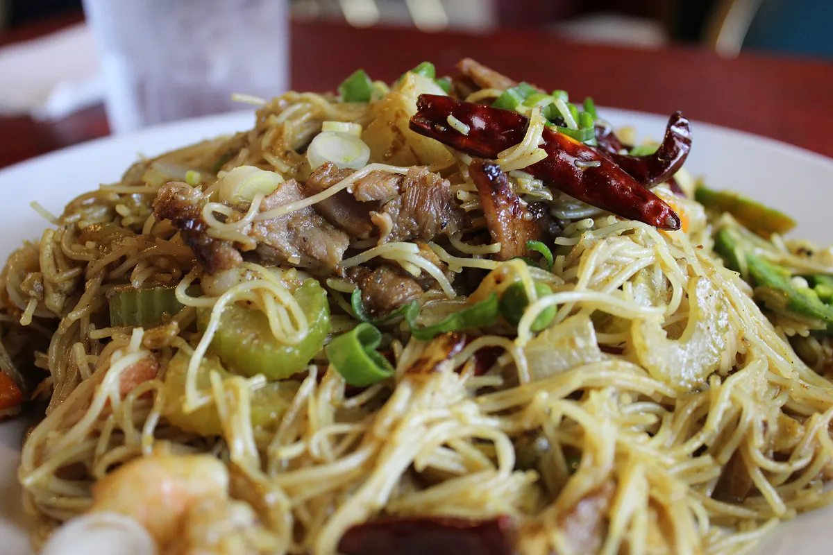Singapore Fried Rice Noodles, Lemongrass, Bossier City Louisiana