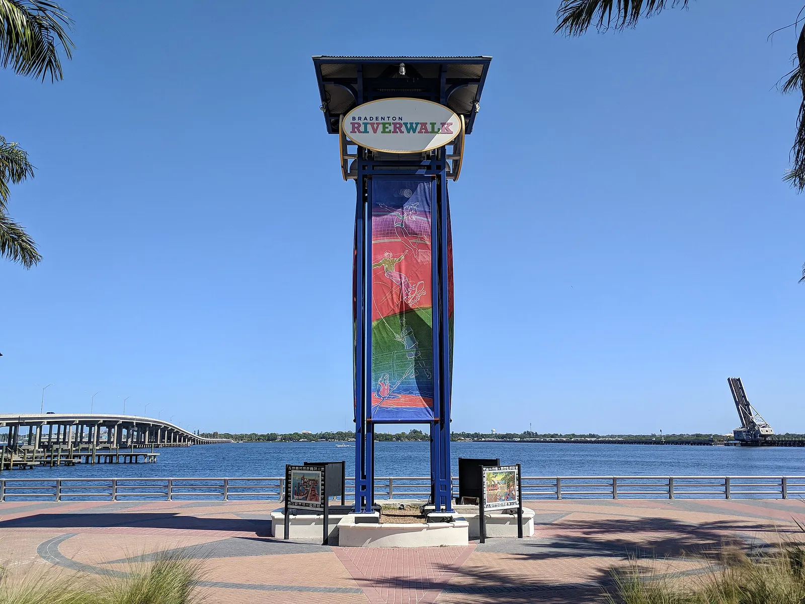 Bradenton Riverwalk Tower Plaza, Florida