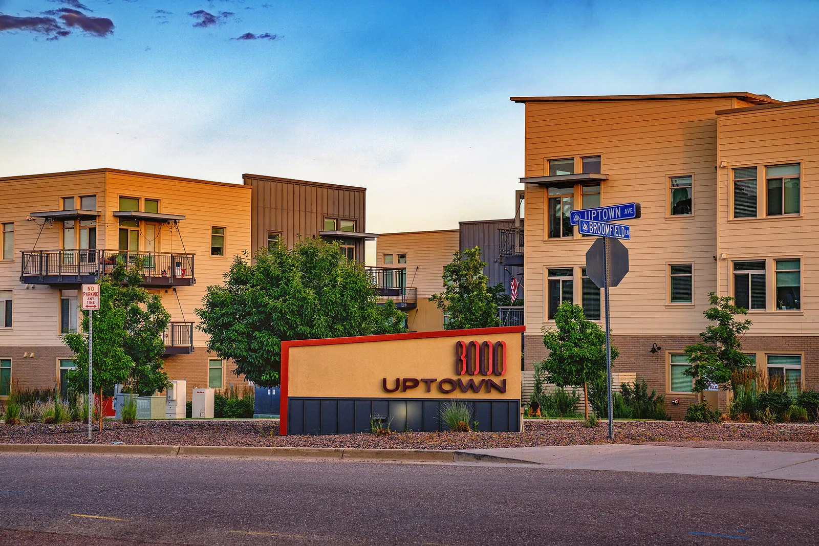 8000 Uptown Apartments in Broomfield Colorado