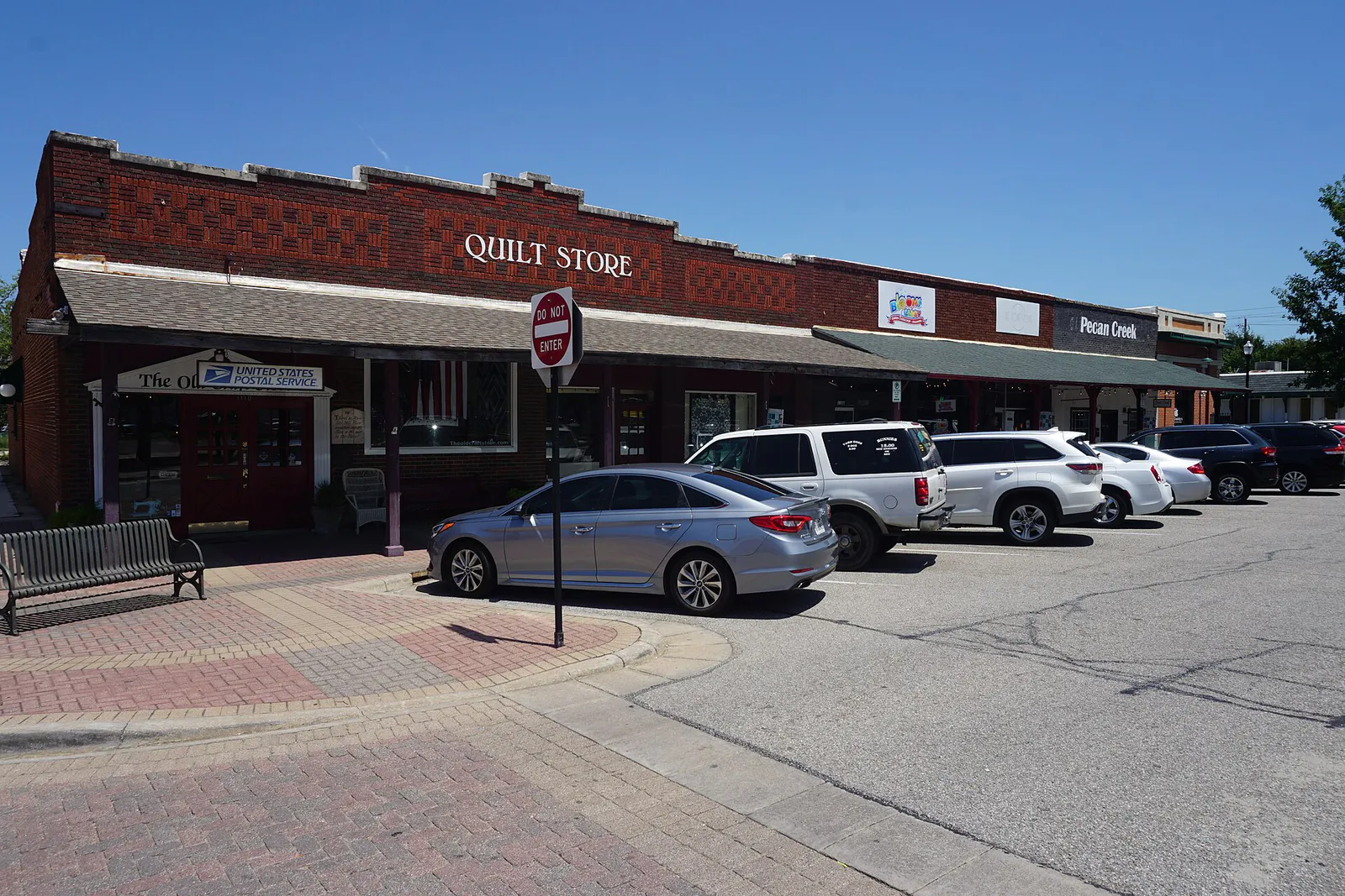 Carrollton July 2019 14 (W Main Street), Texas