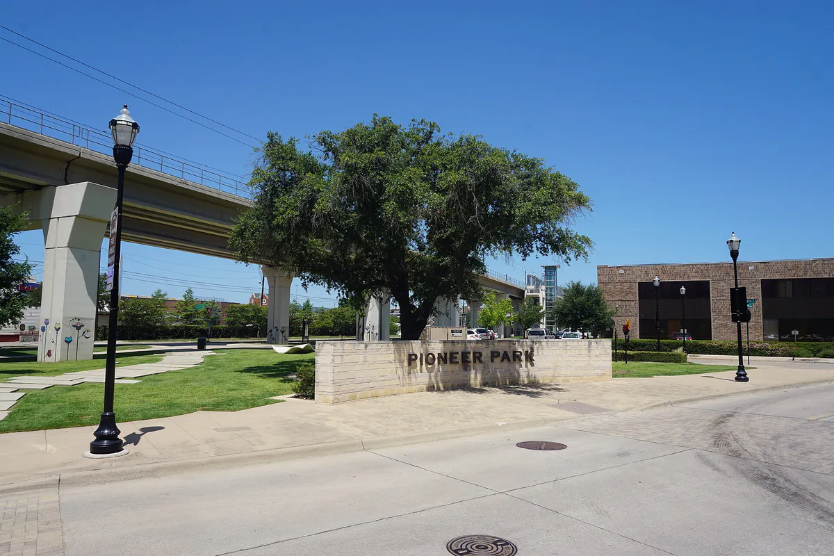 Carrollton July 2019 01 (Pioneer Park), Texas