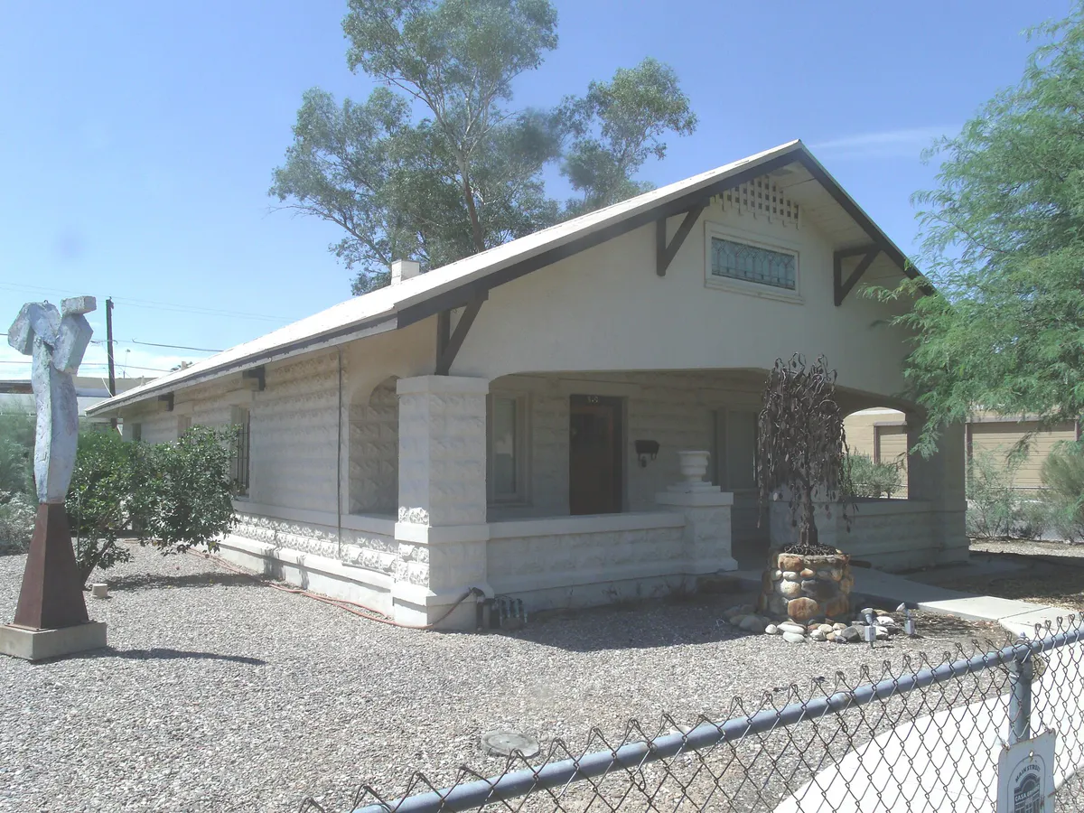 Casa Grande-Gus Kratzka House (now the Casa Grande Art Museum)-1929, Arizona