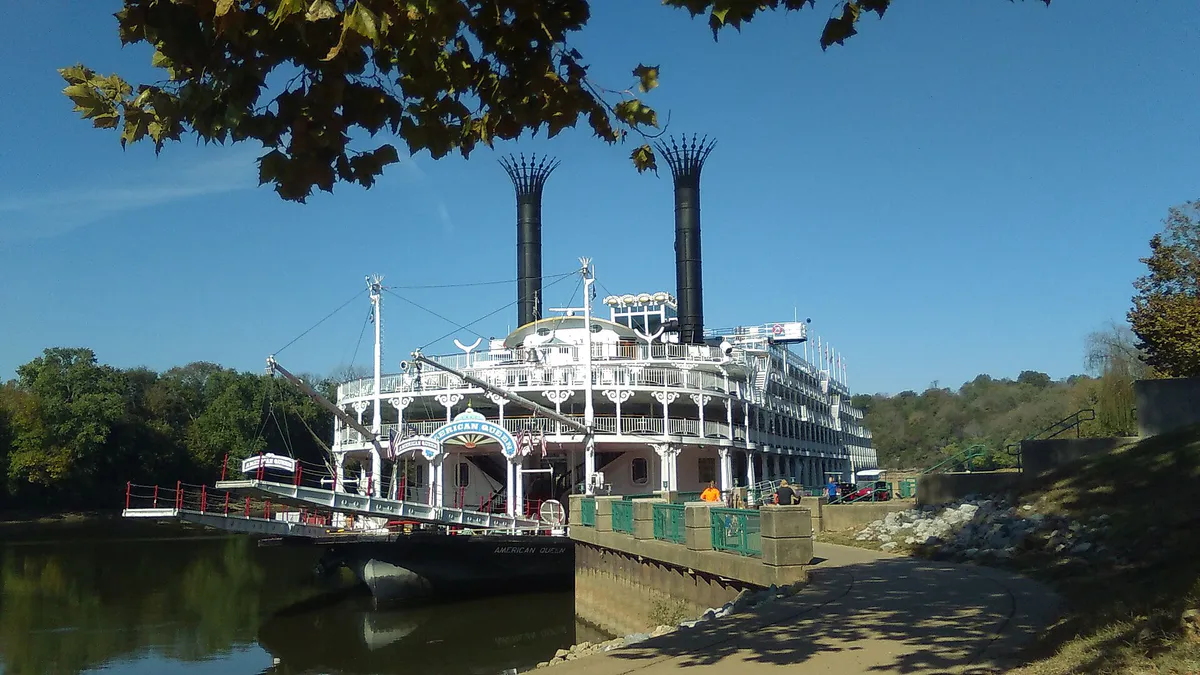American Queen Clarksville Riverfront, Tennessee