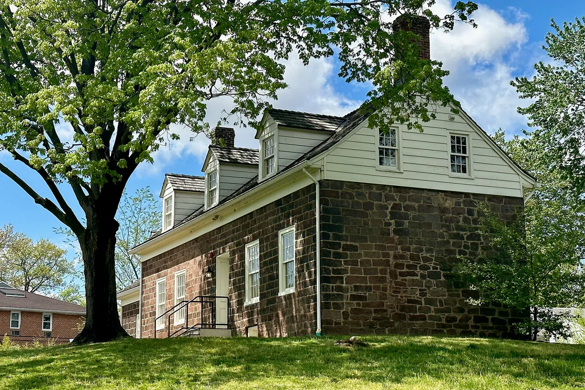 Vanderhoef-Westervelt House, Clifton, NJ - looking west, New Jersey