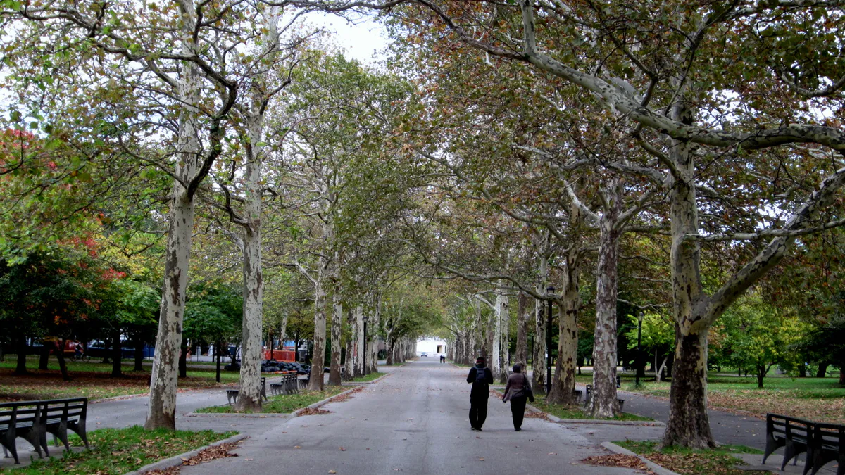 Flushing Meadows Corona Park, Queens, NY, USA - panoramio (11), California