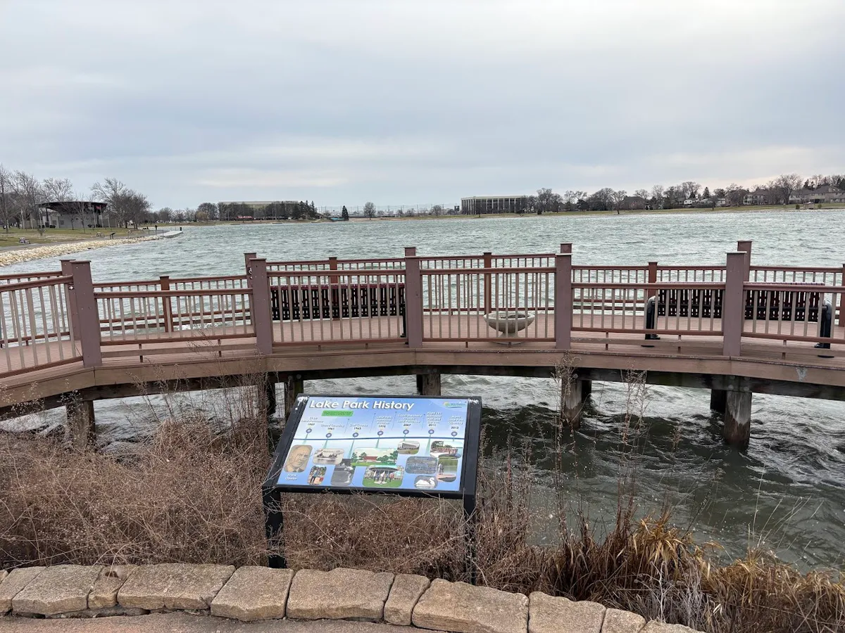 Lake Opeka Des Plaines March 2025, Illinois