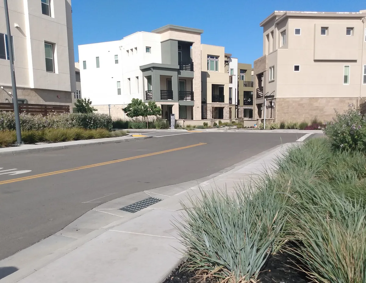 Dublin, California - Boulevard 003