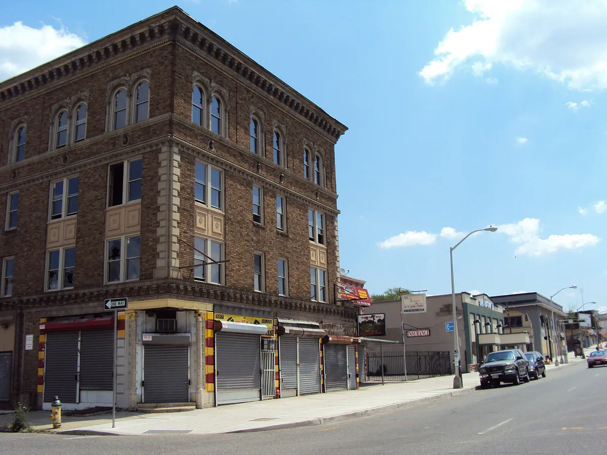Great Corner Building - East Orange, NJ (4671176302), New Jersey