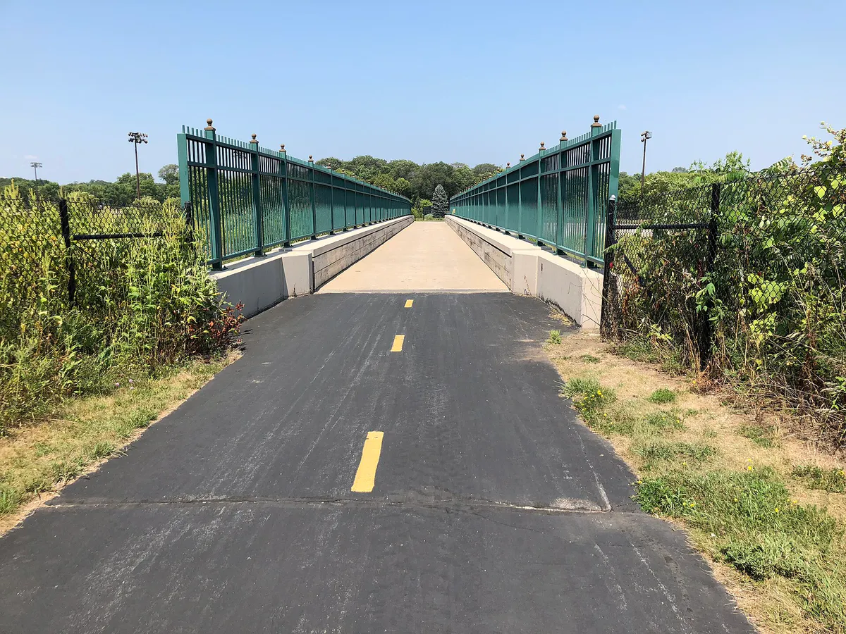 Minnesota River Bluffs LRT Regional Trail, Eden Prairie, MN Aug 2018 2
