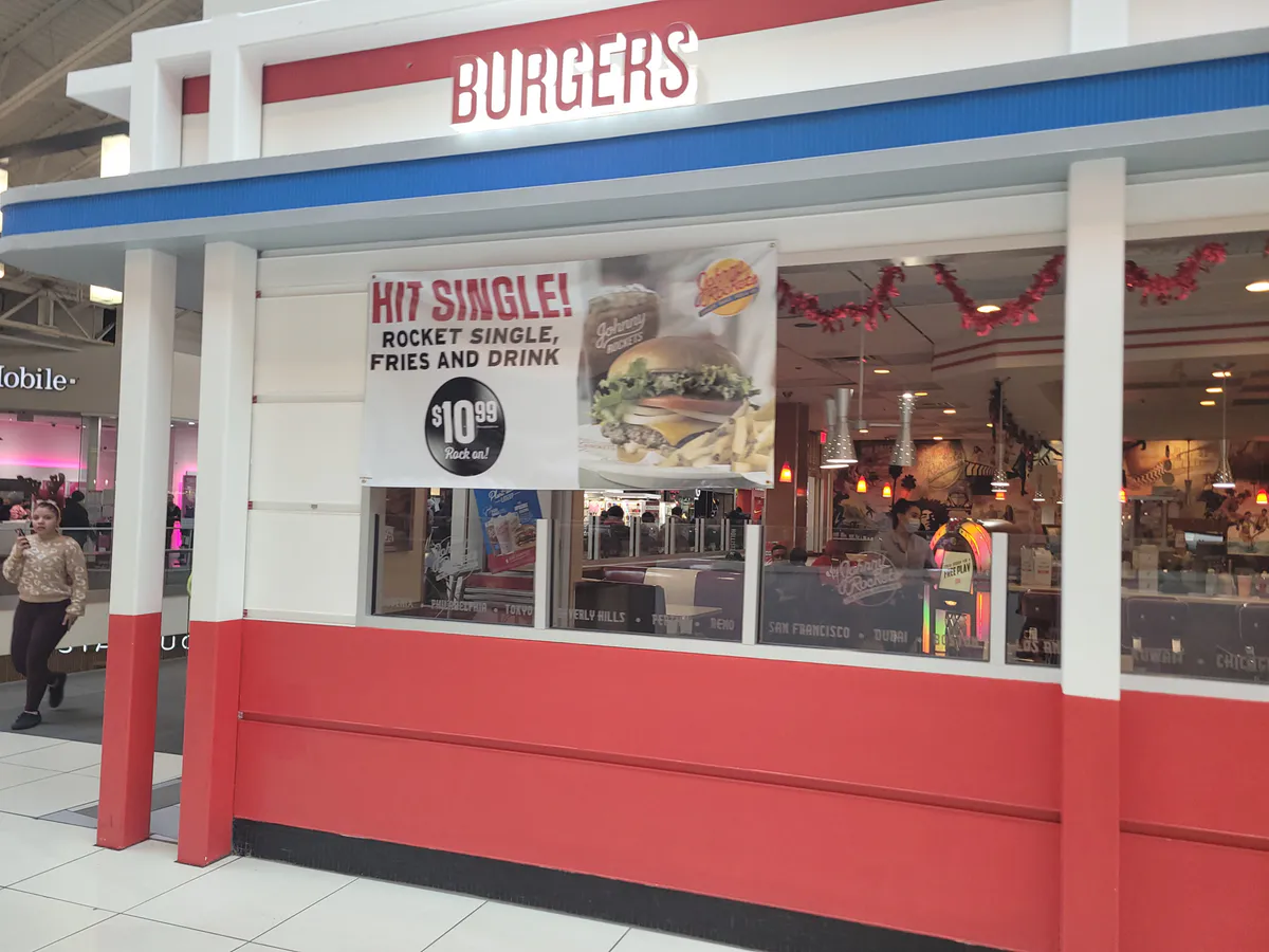 The Mills - Burger Restaurant in Elizabeth, New Jersey