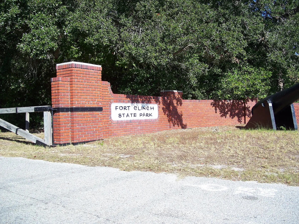 Fernandina Beach FL Fort Clinch entr03, Florida