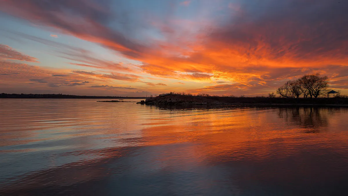 The last sunset of 2021 - Flickr - Shiva Shenoy in Flower Mound, Texas