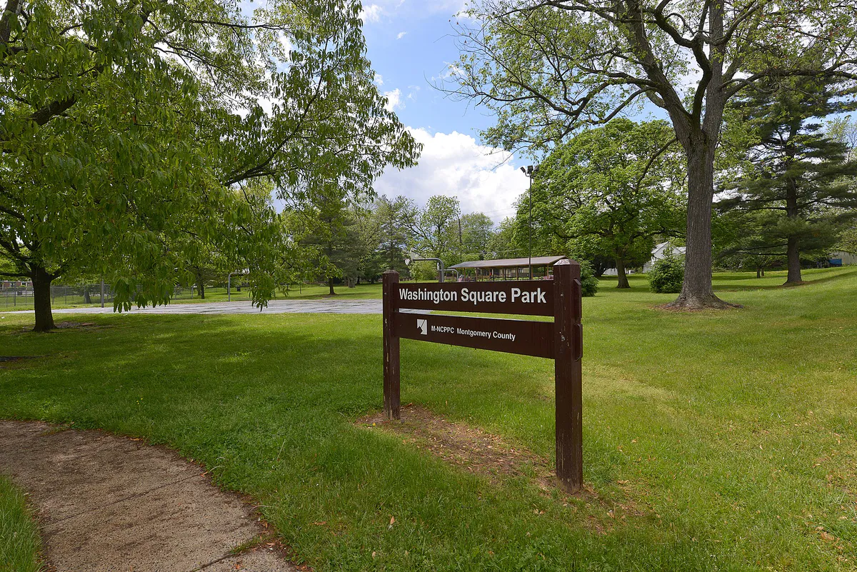 Washington Square Park Gaithersburg MD 20210508 142909 1, Maryland