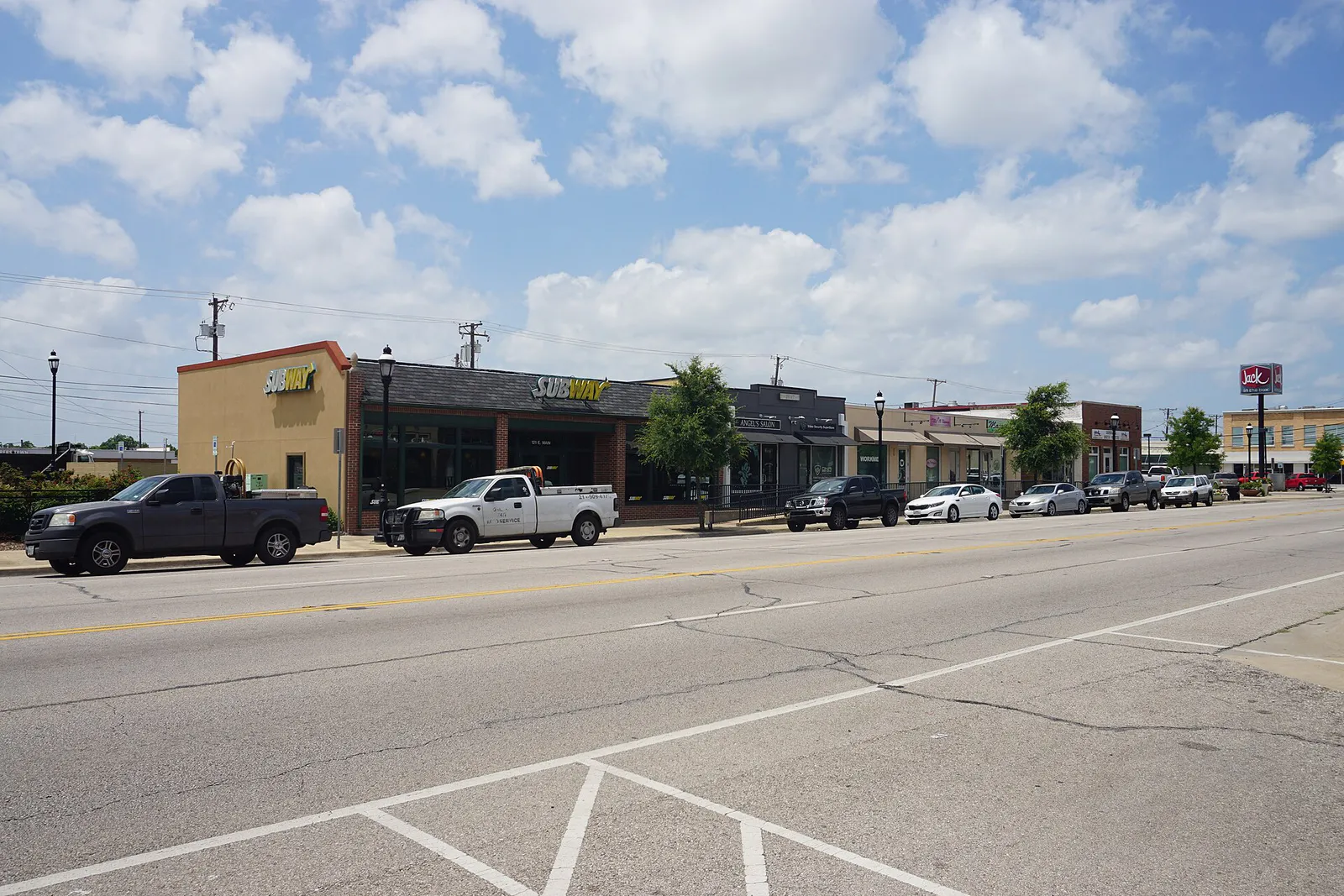 Grand Prairie May 2019 19 (E Main Street), Texas