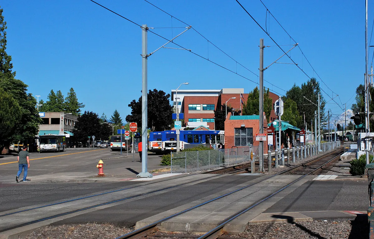 Gresham Central TC wide view - bus and MAX stops, Oregon