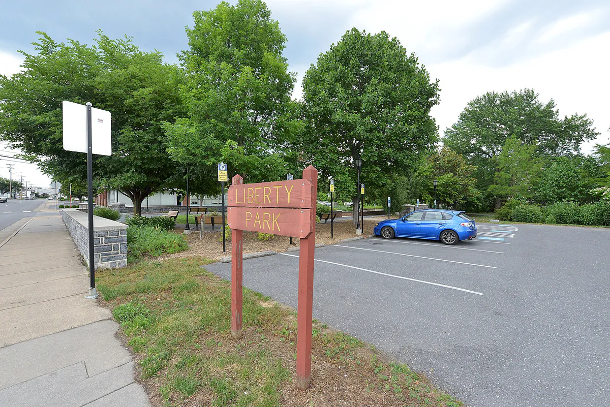 Liberty Park Harrisonburg VA 2021-06-06 154500 1, Virginia