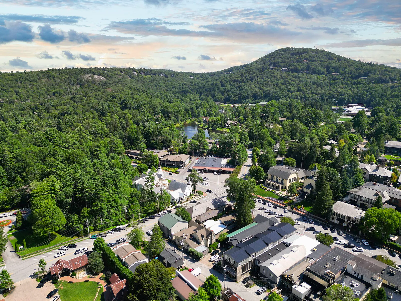 The town of Highlands, North Carolina, in Macon County 01