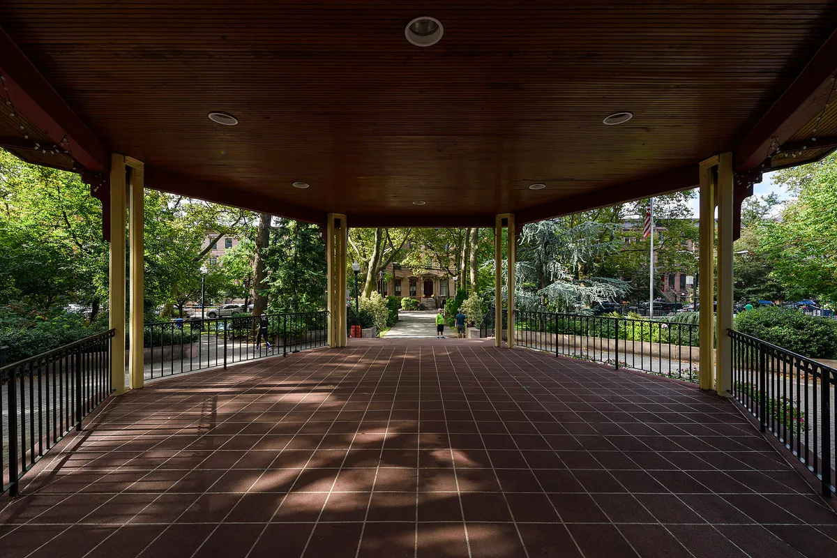 Van Vorst Park Jersey City August 2020, New Jersey