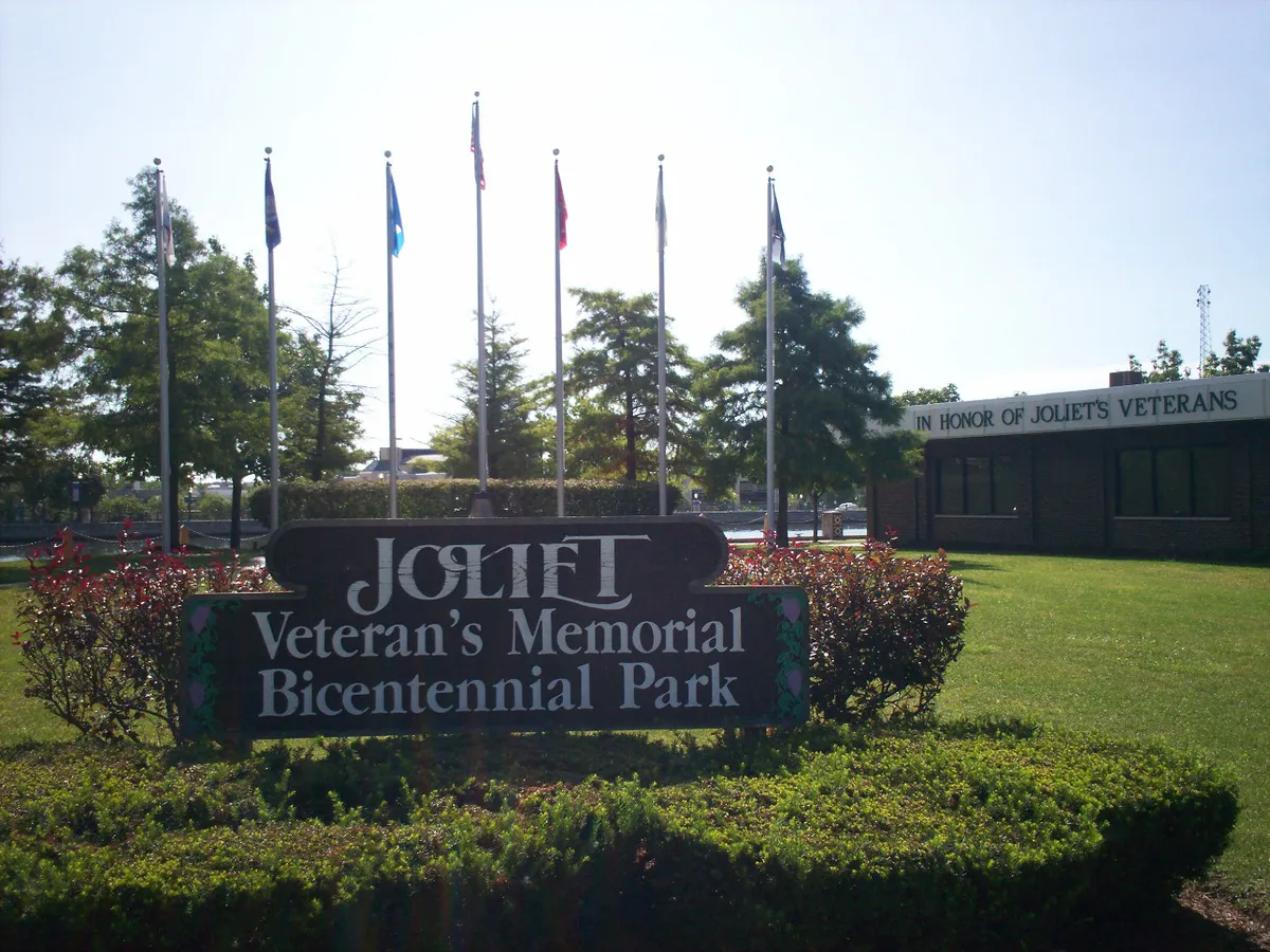 Joliet Veteran's Memorial Bicentennial Park, Illinois