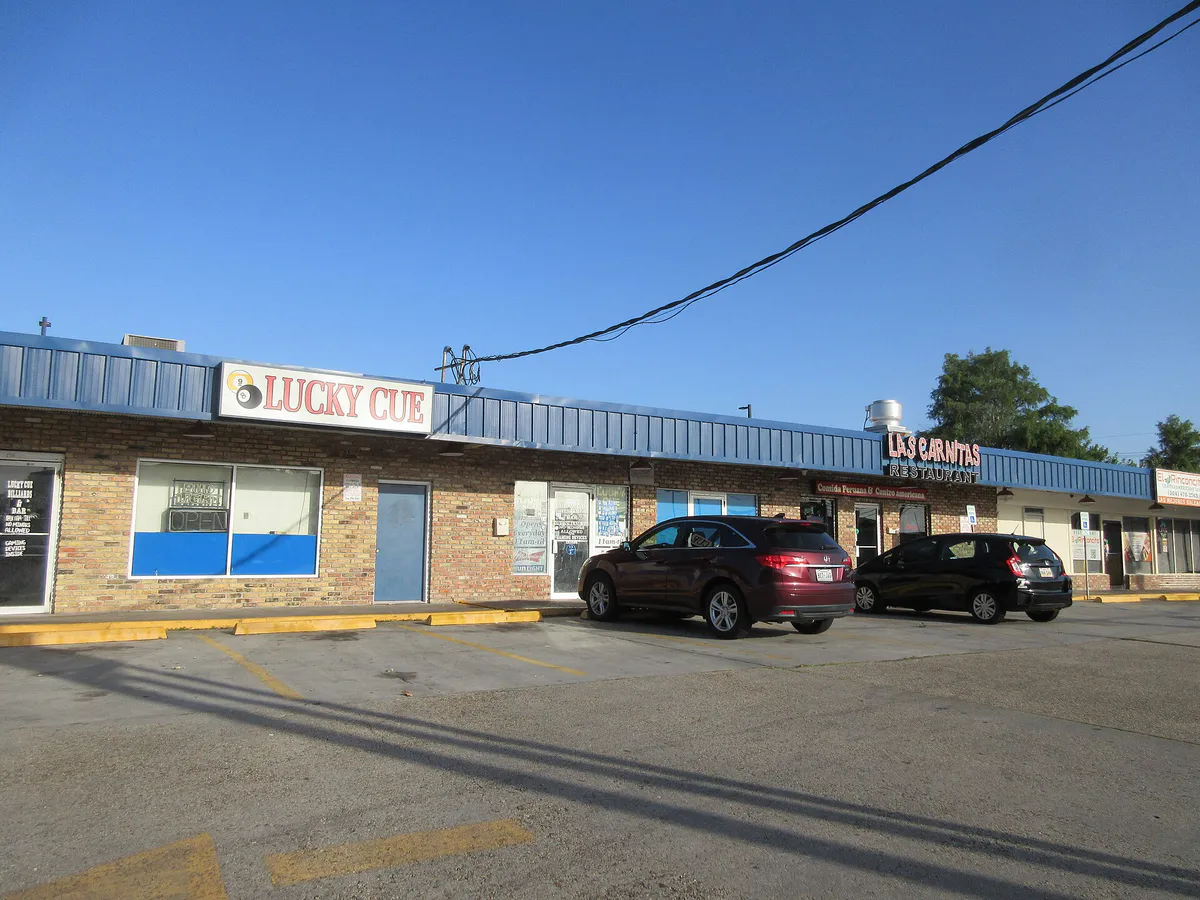 Roosevelt Blvd Kenner Louisiana June 2025 - Lucky Cue, Las Carnitas
