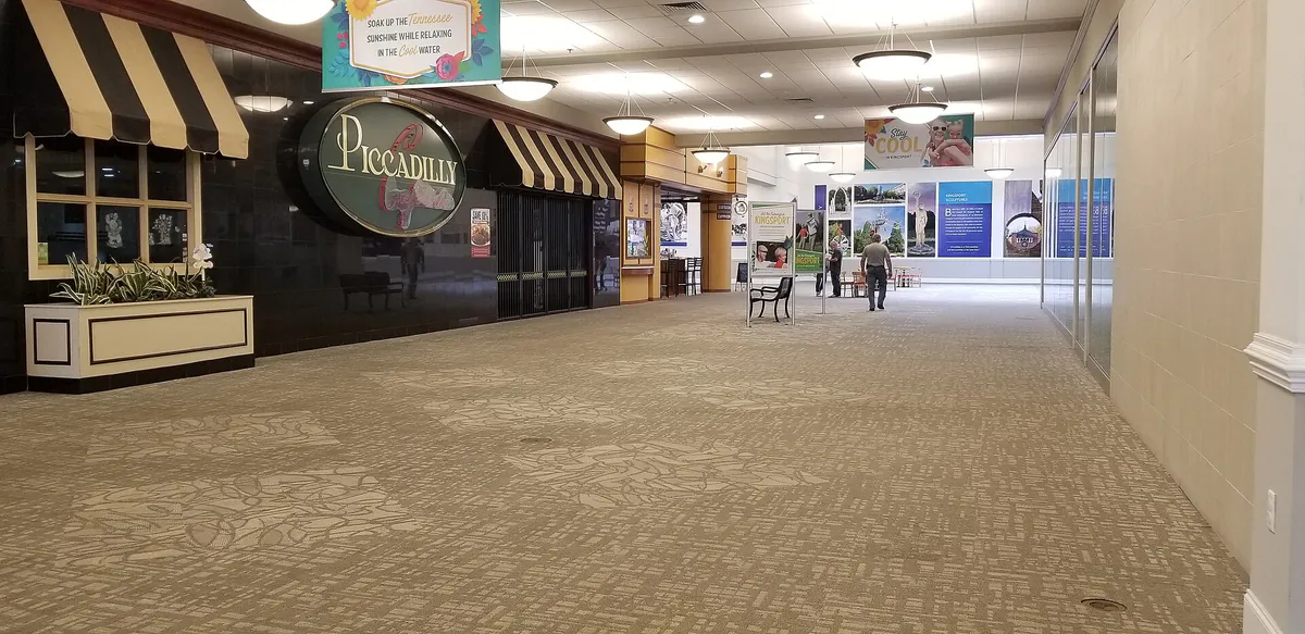 Piccadilly Cafeteria - Fort Henry Mall Kingsport, TN June 2020, Tennessee