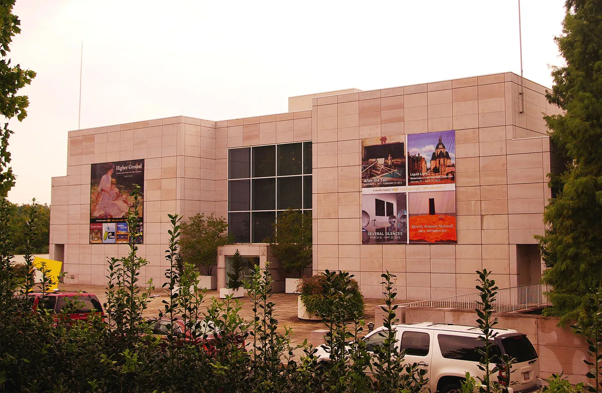 Knoxville-museum-of-art-facade-tn1, Tennessee