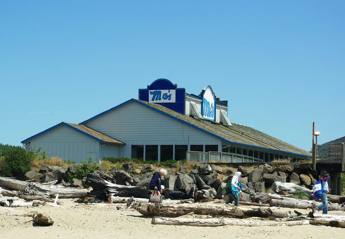 Mo's clam chowder Lincoln City Oregon