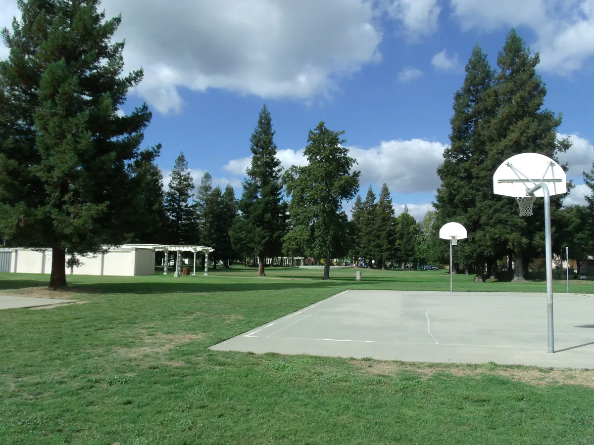 Hutchins Park In Lodi California - panoramio