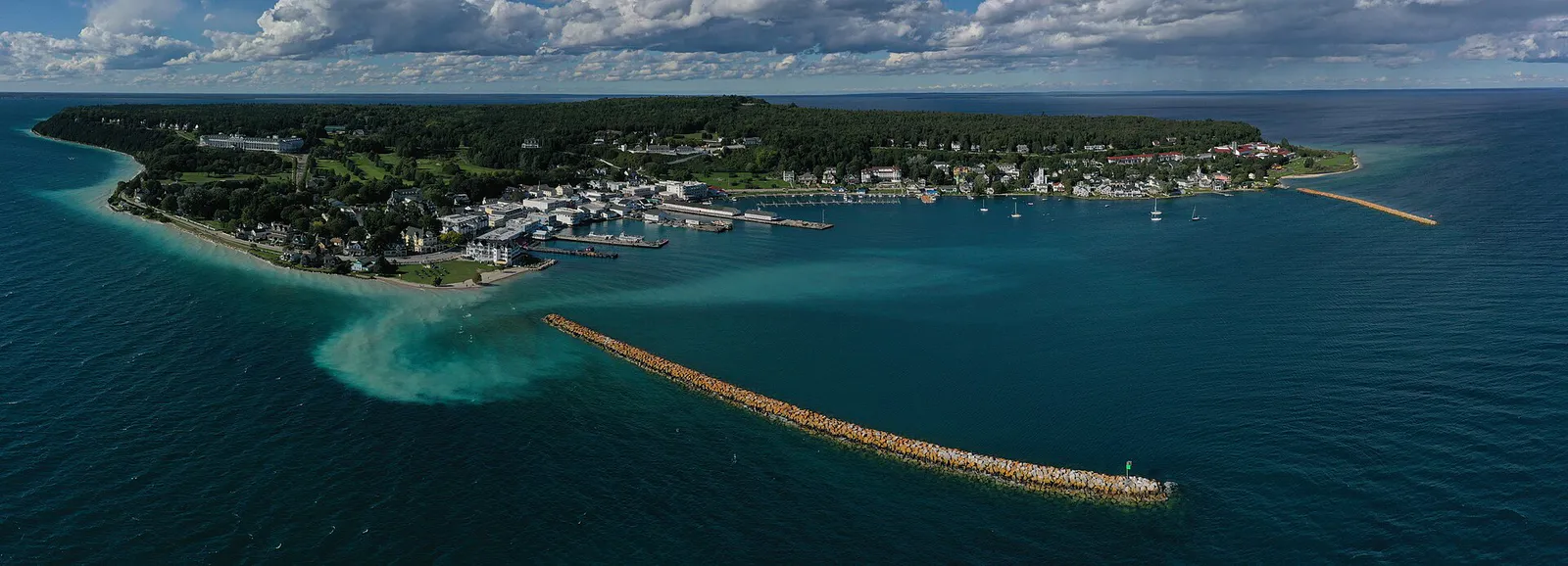 Aerial view of Mackinac Island 2020-09-04, Michigan