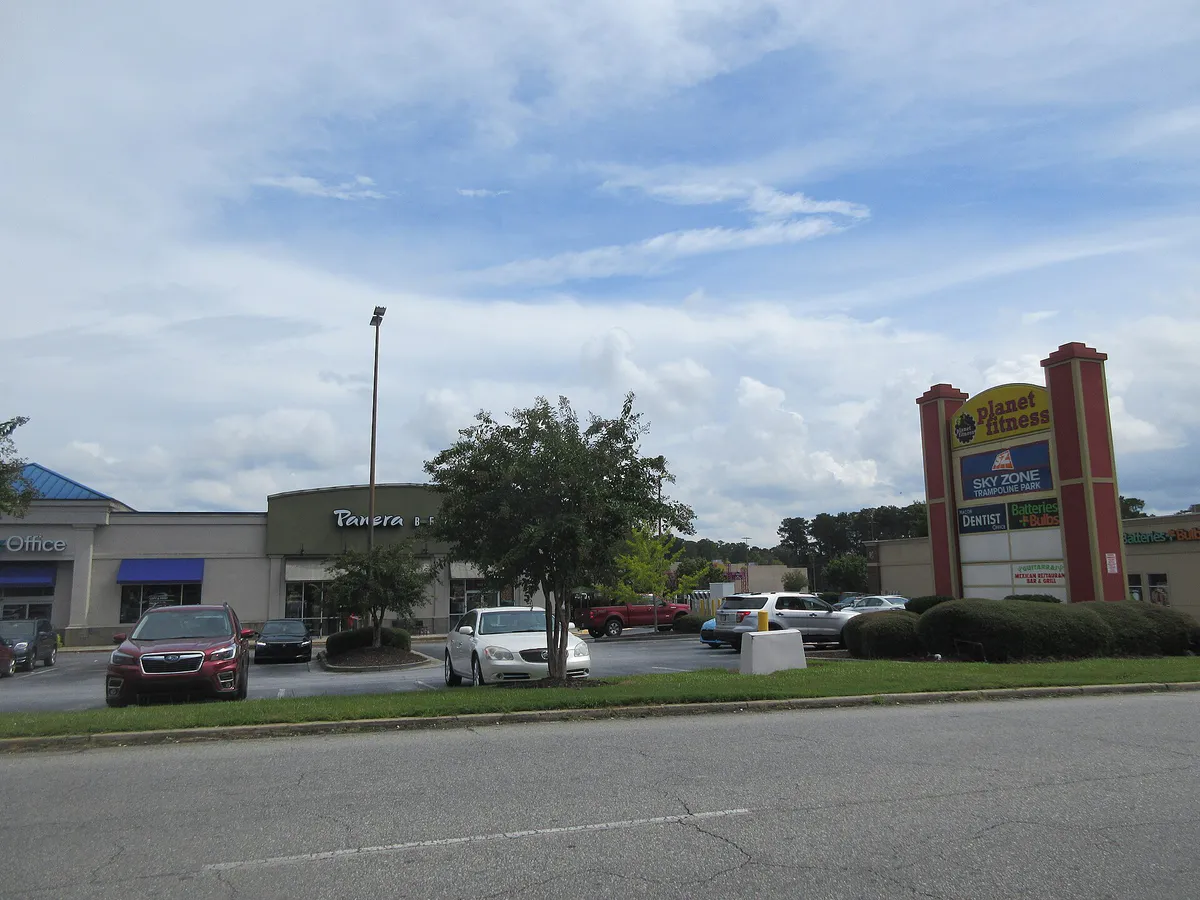 Shops at North Park, Macon Georgia USA Sept 2021 01