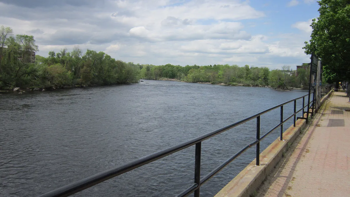 Merrimack - Manchester NH - Arms Park (IMG 0952), New Hampshire