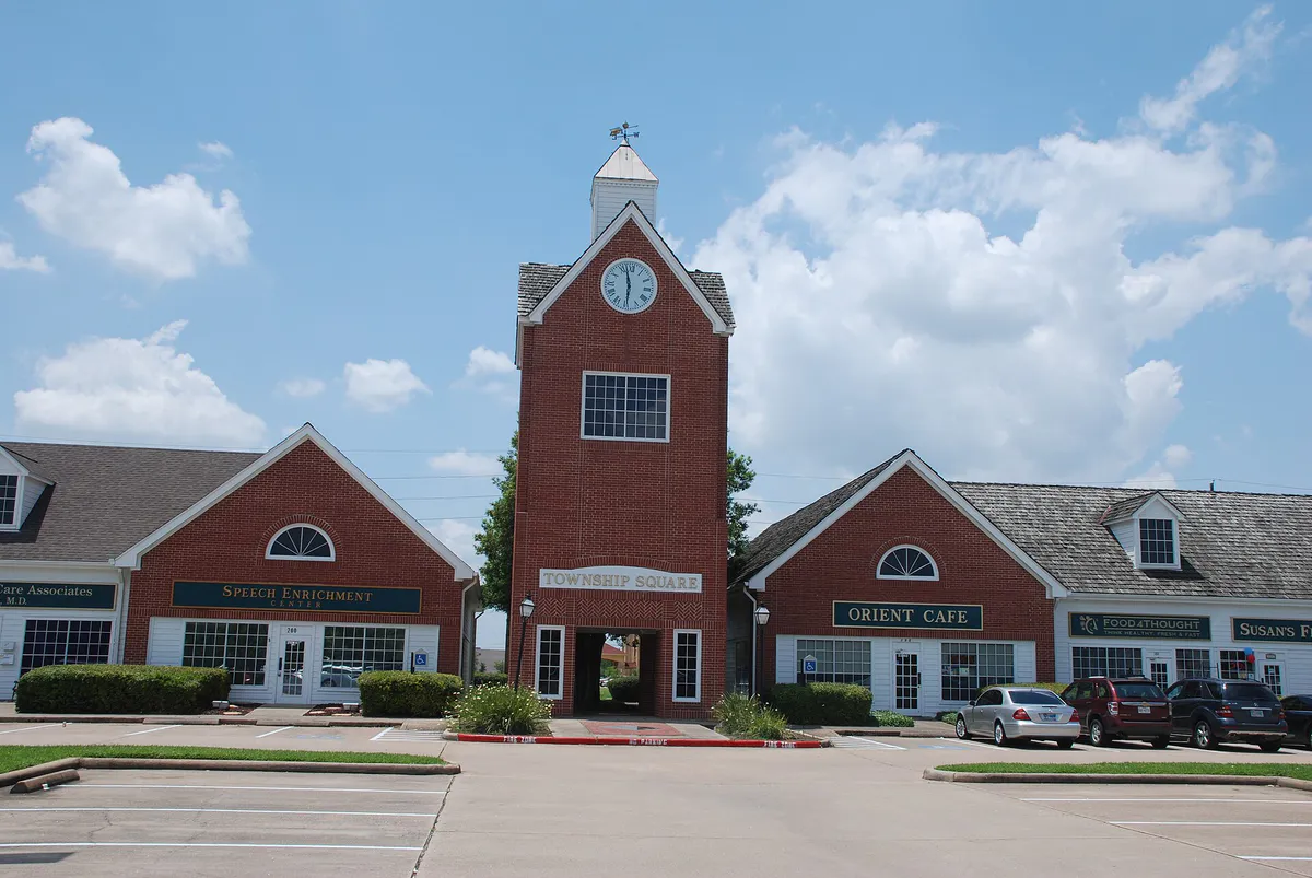 Township Square Missouri City Texas DSC 3254 ad