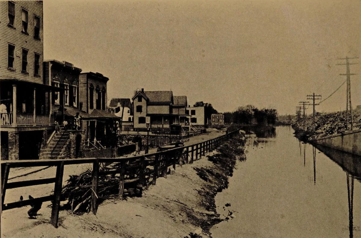 Former conditions along river Mount Vernon, New York