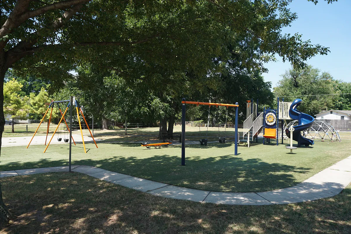 Norman July 2019 26 (McGeorge Park), Oklahoma