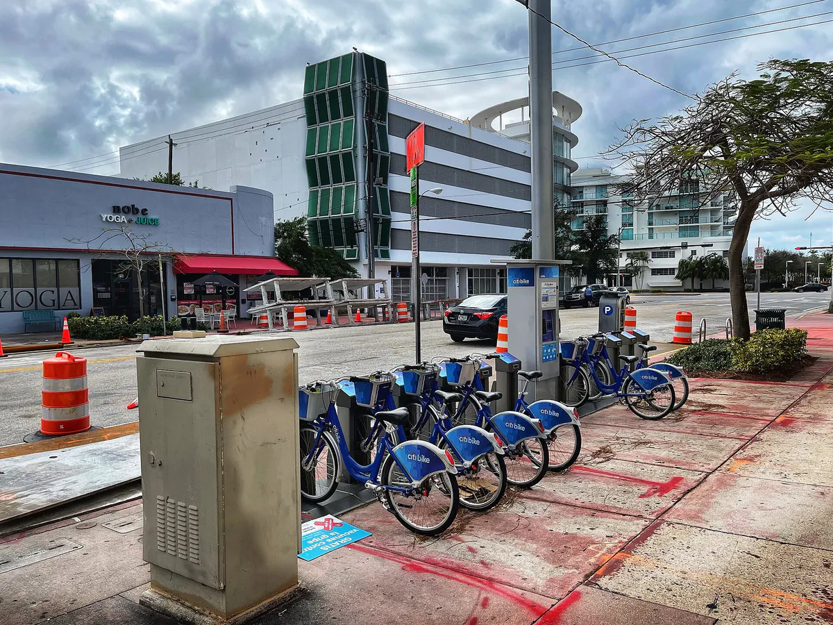 CitiBikes in North Miami Beach, FL. USA (50635614701), Florida