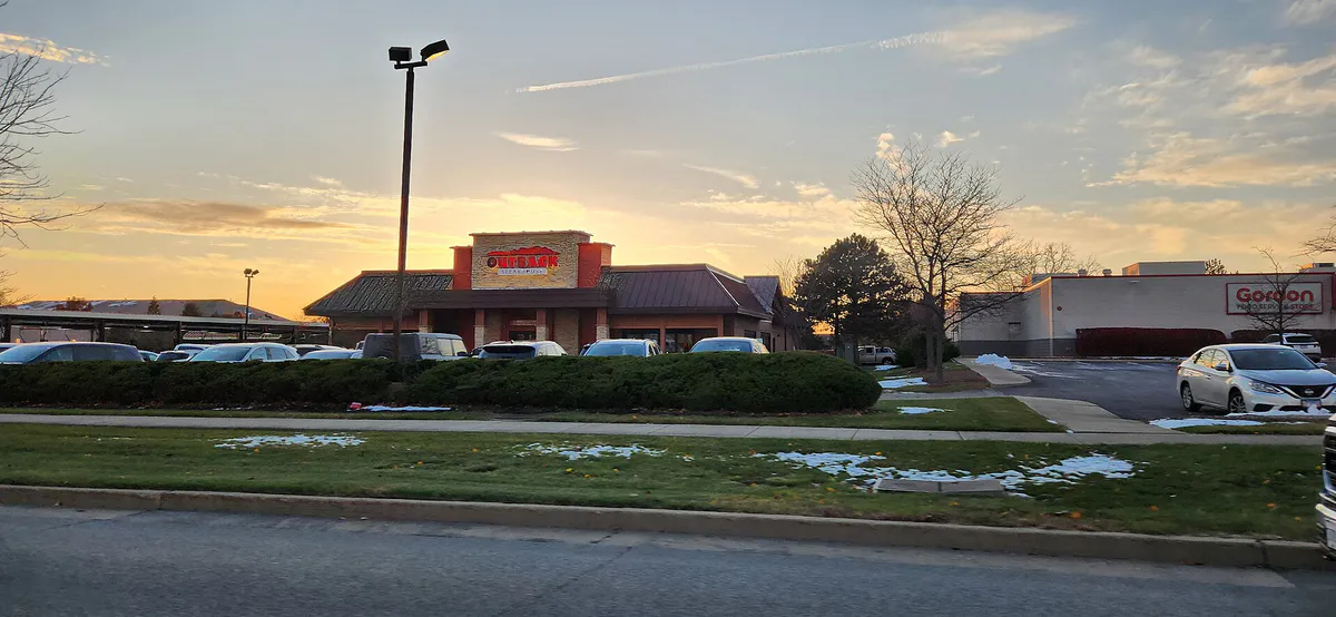Outback Steakhouse (Orland Park, Illinois) 1