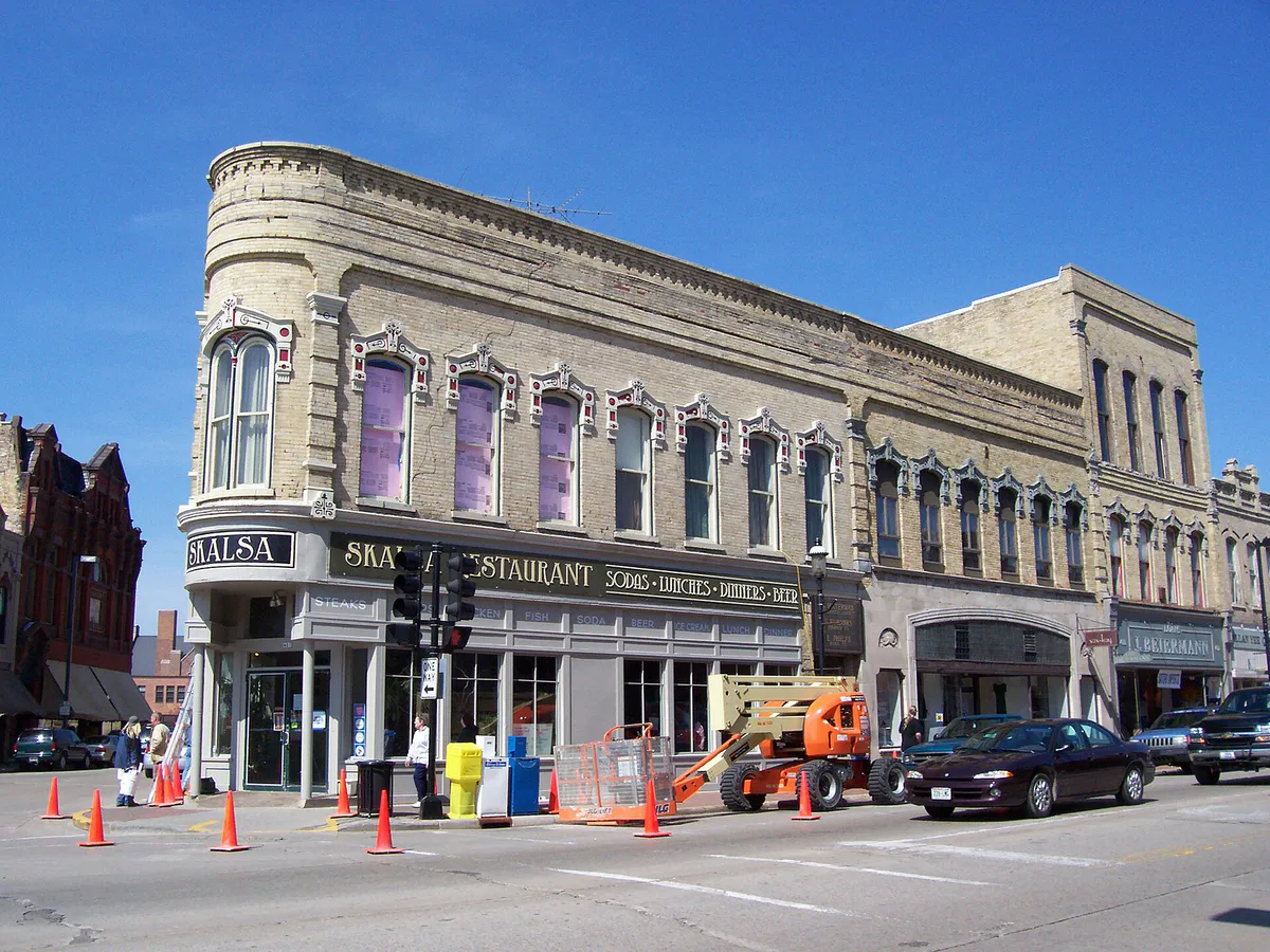PublicEnemiesSkalsaRestaurantOshkoshWisconsin