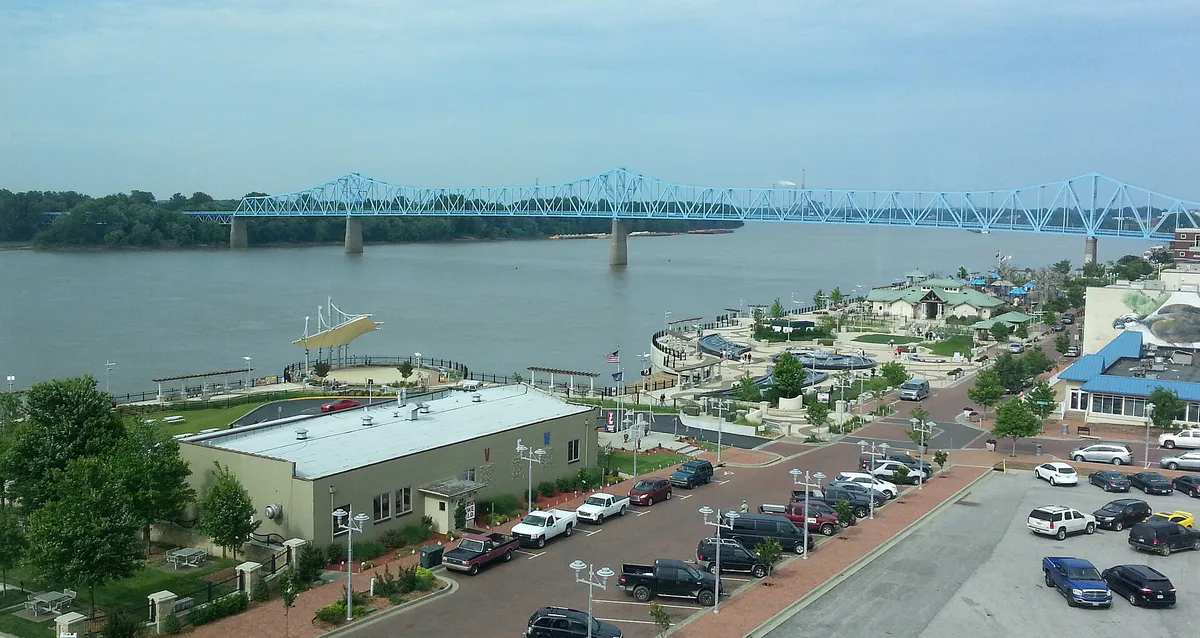 Owensboro 2016-05-28 16.27.15 crop, Kentucky