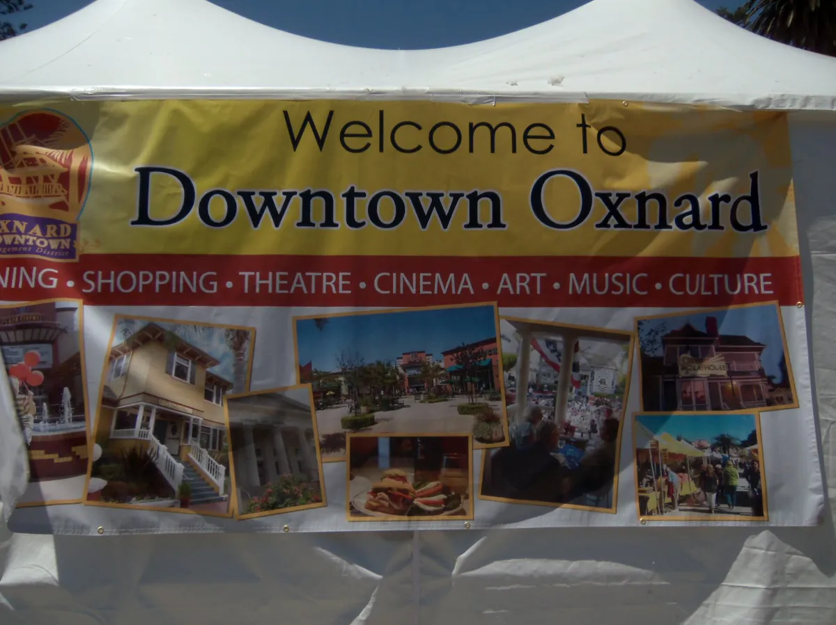 Downtown Oxnard California - panoramio