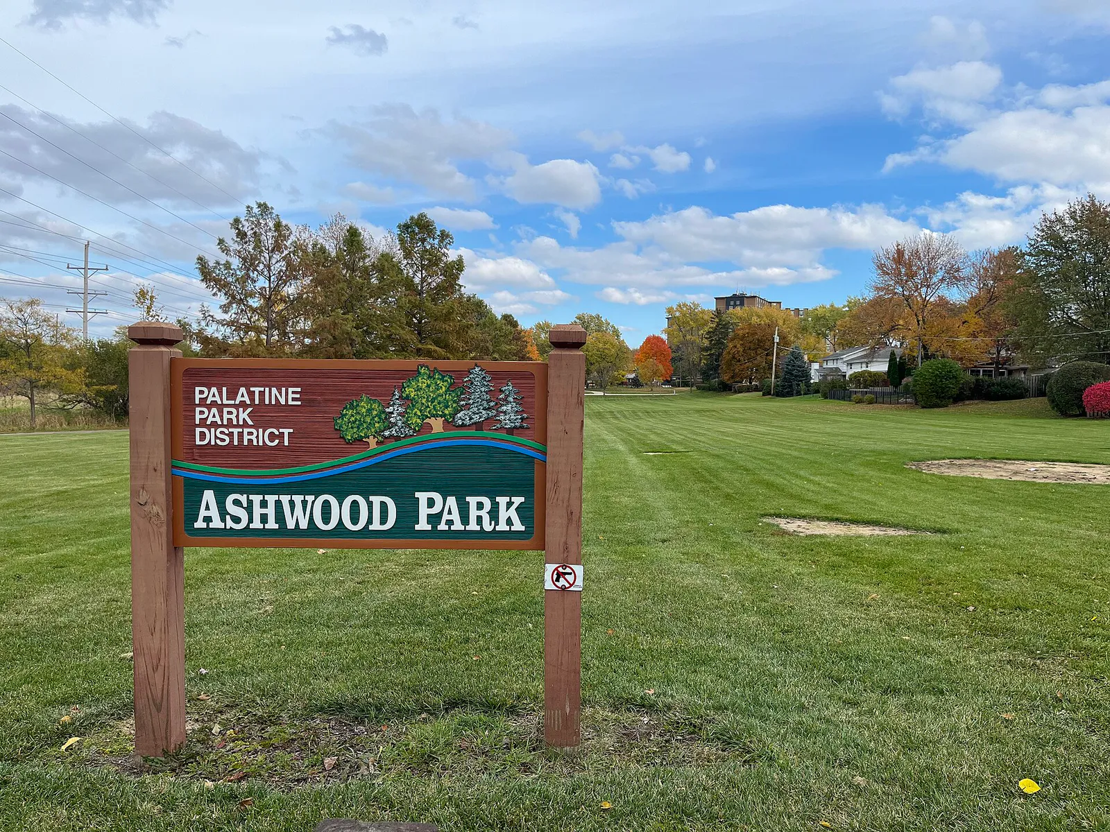 Ashwood Park in Palatine, Illinois, US 01