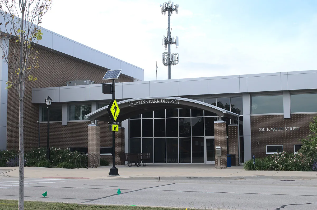 Palatine Park District Community Center - main entrance, Illinois