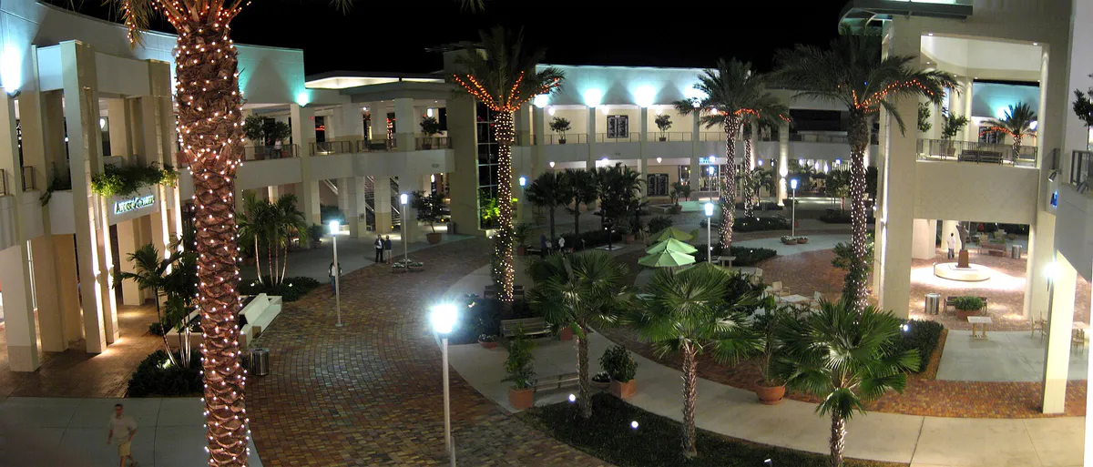Downtown at the Gardens Court in Palm Beach Gardens, Florida