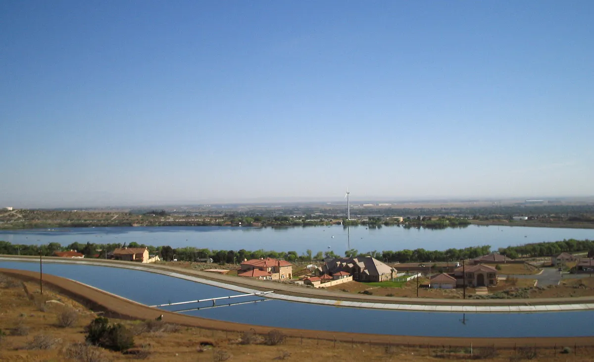 Lake Palmdale-kmf, California