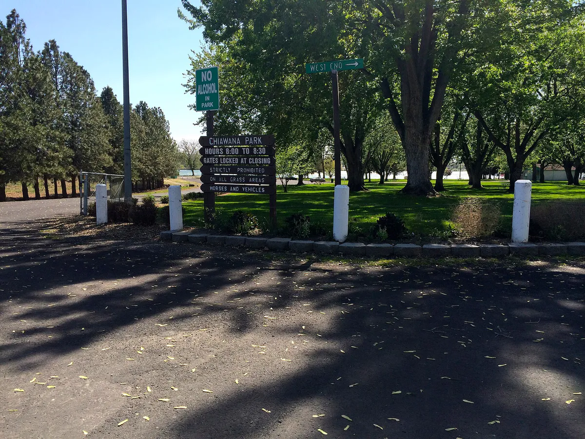 Chiawana Park - Pasco, Washington - Entrance 1 (0654)