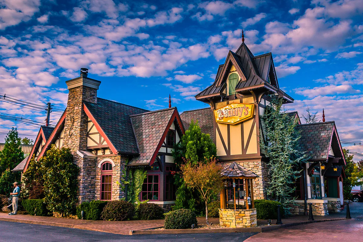 Denny's (26418042019) in Pigeon Forge, Tennessee