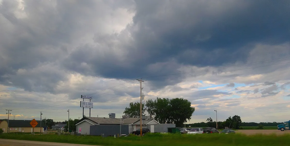 Hooligan's Sports Bar - panoramio in Plainfield, Illinois