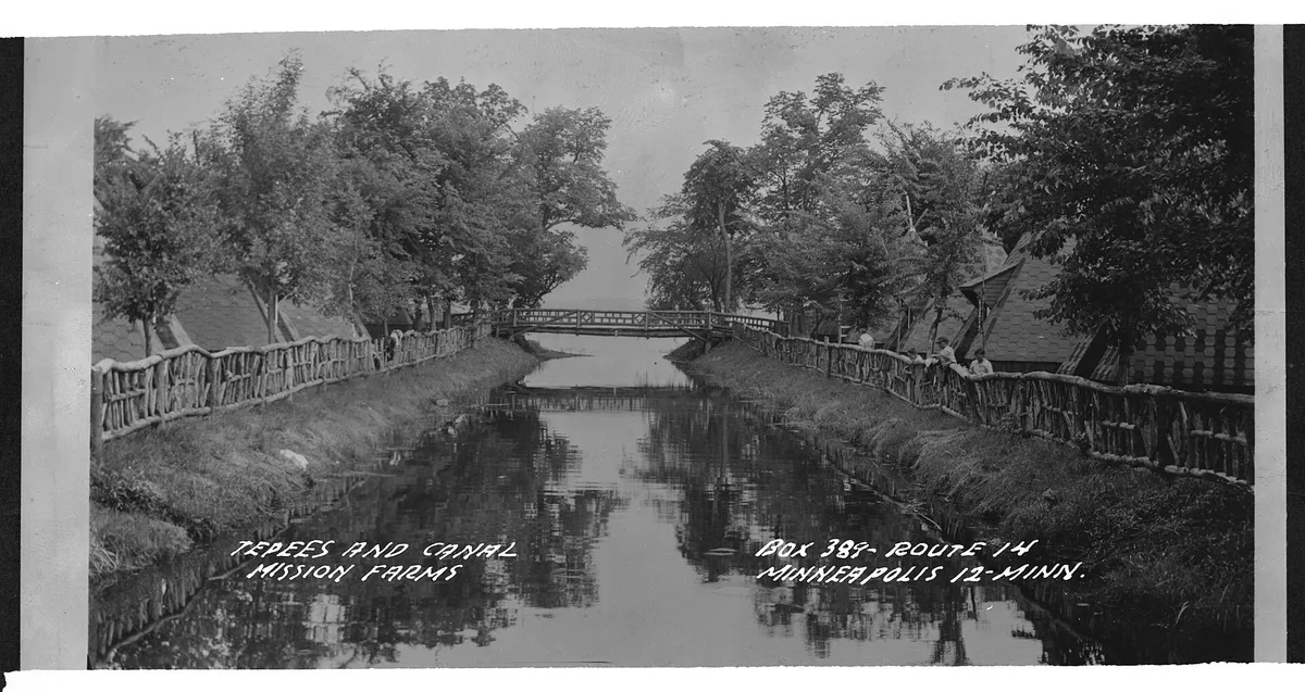 Tepees and Canal, Mission Farms, Plymouth, Minnesota - DPLA - 56e6ffc720cc5ffa332735315e3627fa
